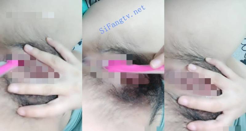 （下海第一次ai）新人首秀极品美鲍鱼 跳蛋AV棒自慰出水流浆1.86GB 百度云